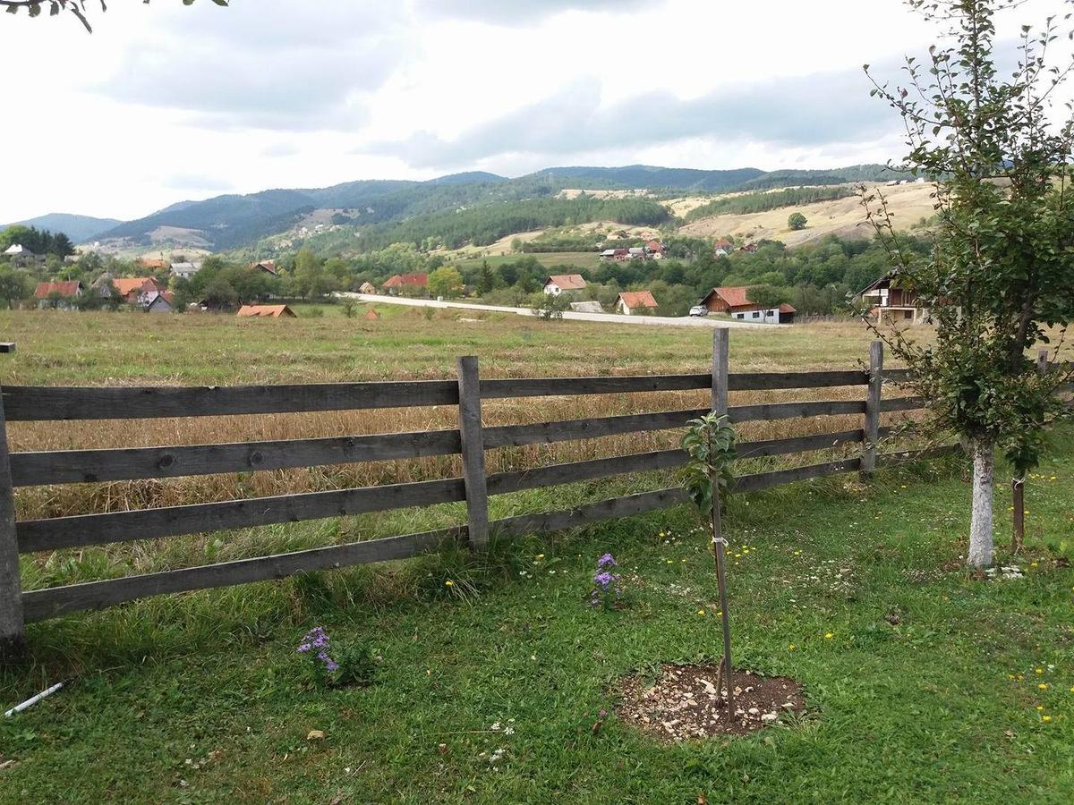 Holiday Home Vila Milka Kremna Exterior foto